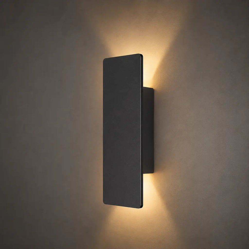 LED Außenwandleuchte flach mit Auf-Ab-Licht schwarz (Kelvora), Frontansicht