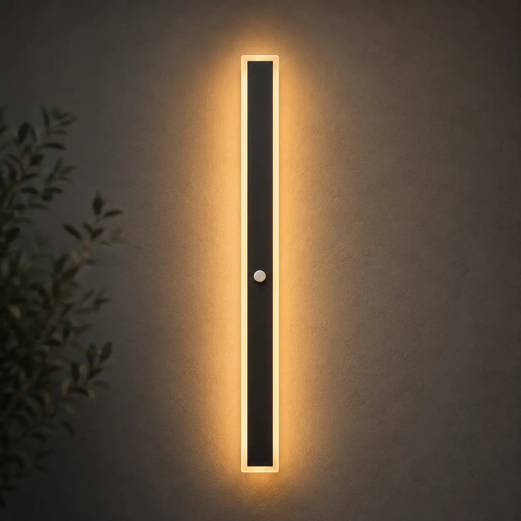 LED Außenwandleuchte mit Bewegungsmelder lang schwarz (Verona), Seitenansicht