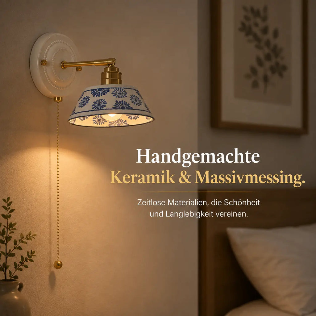 Wandleuchte Keramik Blumenmuster blau (Delfarina), Lichtwirkung an der Wand